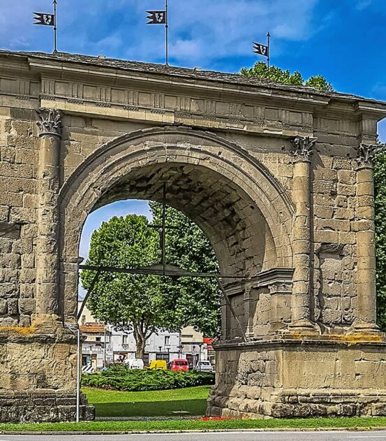 Arco d'Augusto